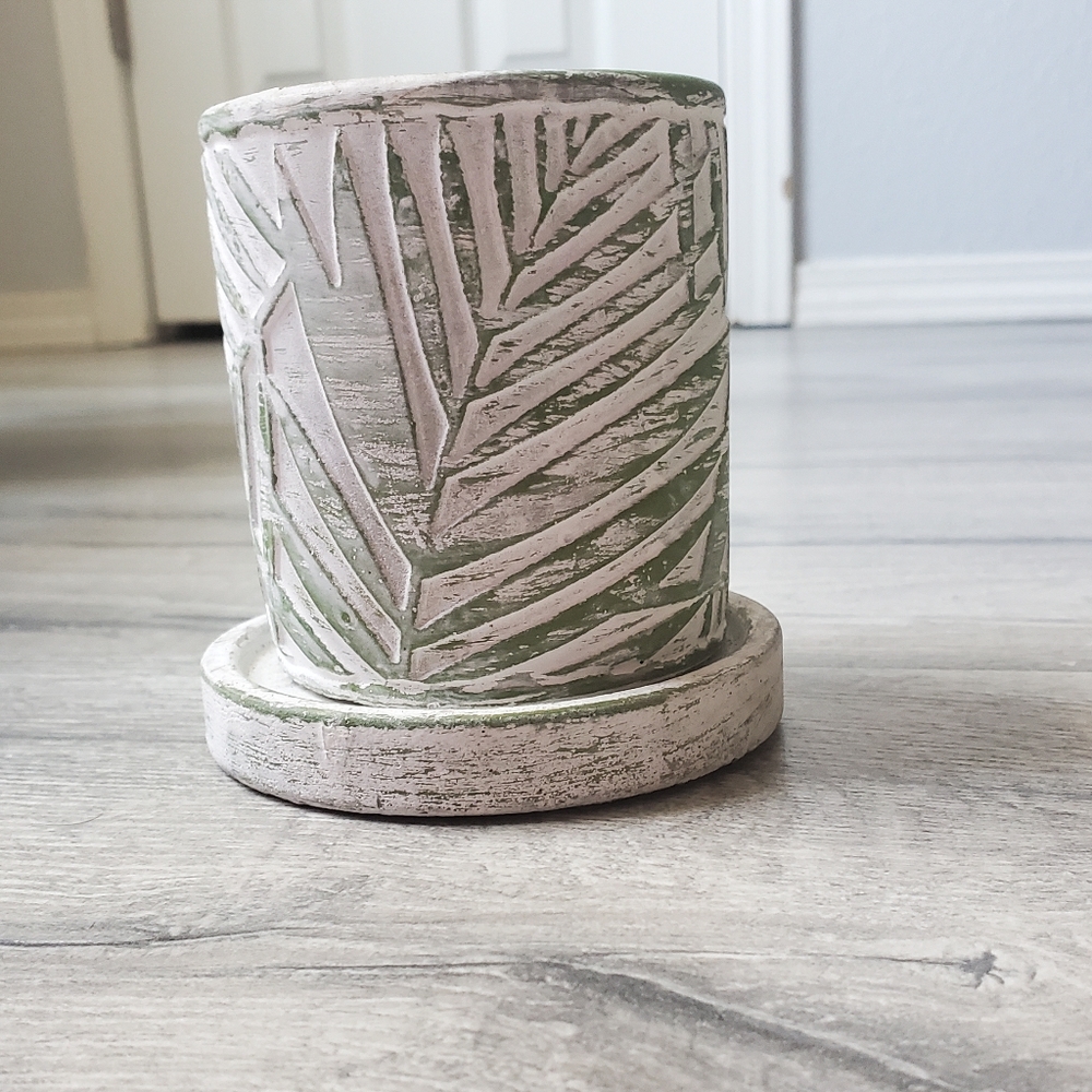 White and Green Minimalist Flower Pot